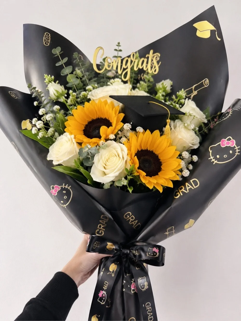 Hello Kitty Premium Graduation Bouquet Wrap Paper 20 Sheets 22x22 Waterproof